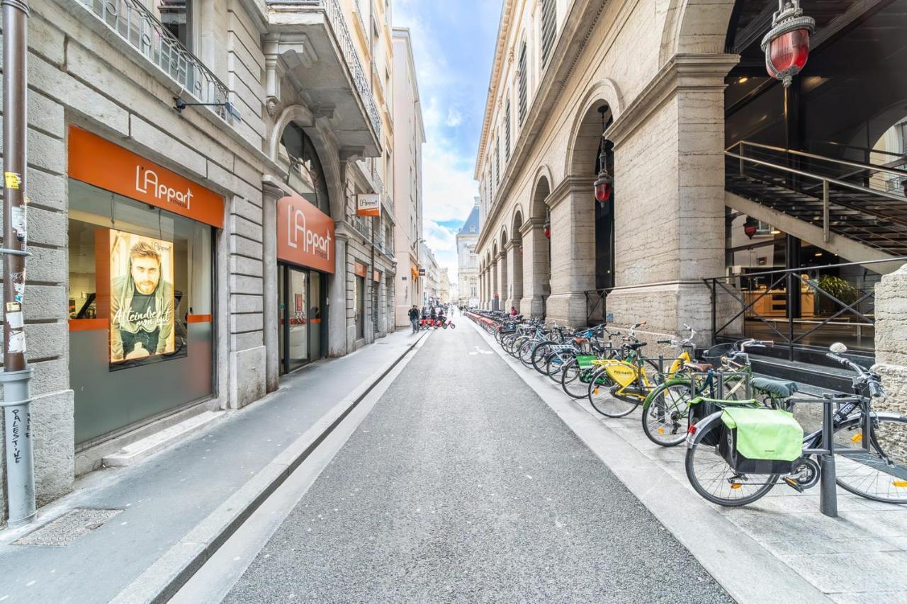 Les Suites De L'Opera - Apartment Ella For 4 People Lyon Eksteriør billede